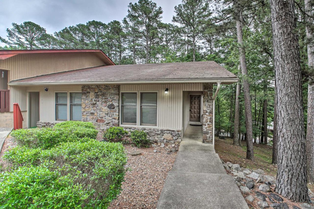 Hot Springs Village Retreat With Deck 3 Mi To Golf! Εξωτερικό φωτογραφία