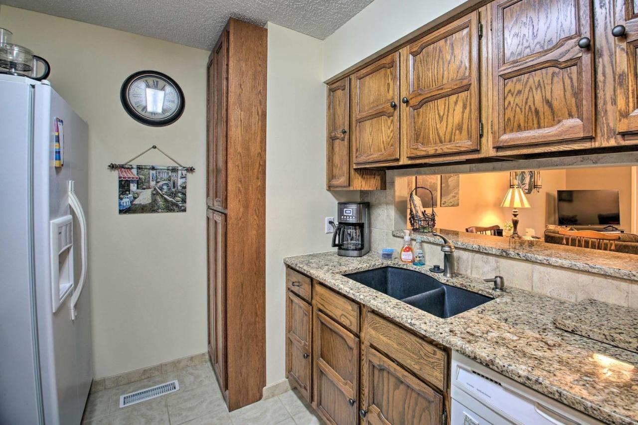 Hot Springs Village Retreat With Deck 3 Mi To Golf! Εξωτερικό φωτογραφία