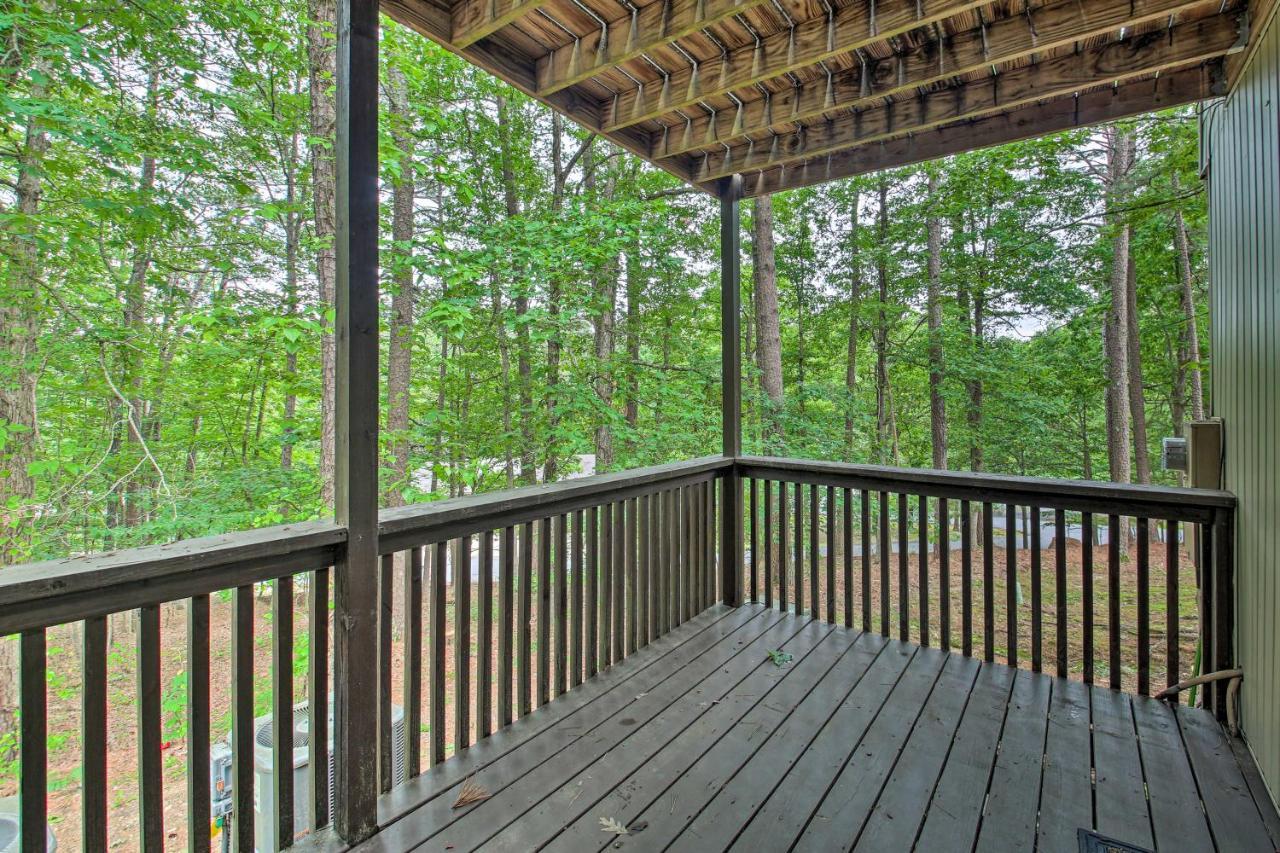 Hot Springs Village Retreat With Deck 3 Mi To Golf! Εξωτερικό φωτογραφία